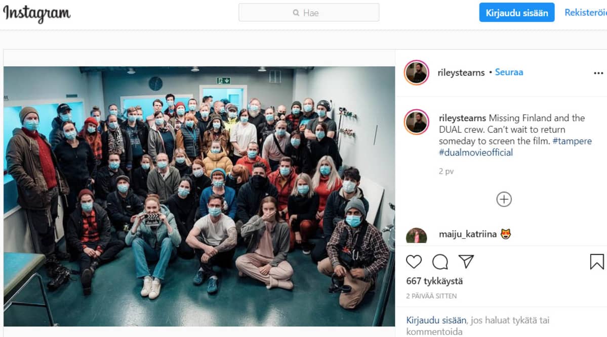 Riley Stearnsin Instagram-sivu. Ryhmäkuva.