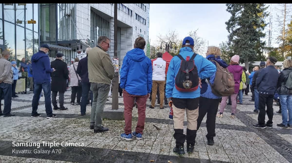 SDP:n tapahtuma Vantaalla herätti sosiaalisessa mediassa huomiota.