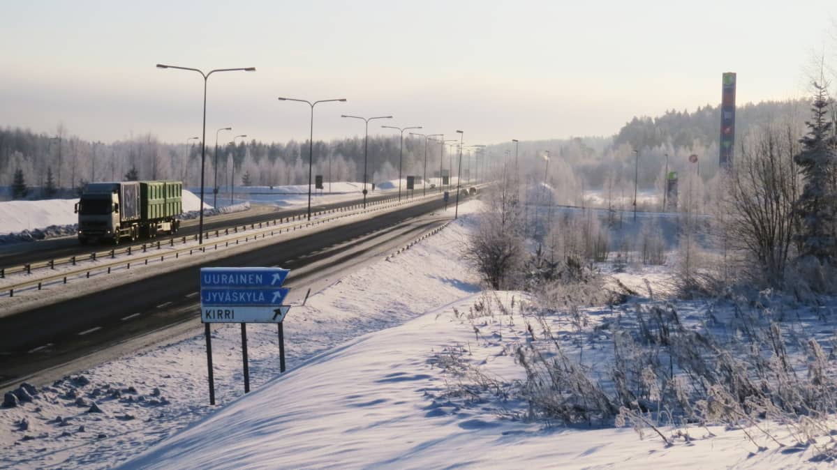 Nelostie