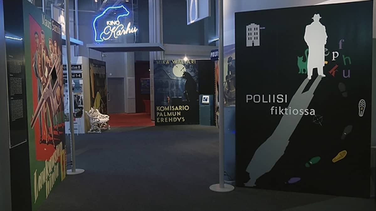 Poliisimuseon Poliisi filktiossa -näyttely