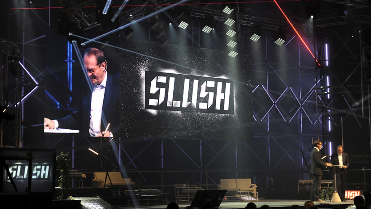 Nokian entinen toimitusjohtaja, Shellin hallituksen puheenjohtaja Jorma Ollila on esiintynyt Slushissa useita kertoja. Tässä vuonna 2014.
