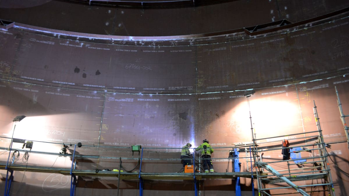 LNG terminaali sisältä Tornion Röyttässä