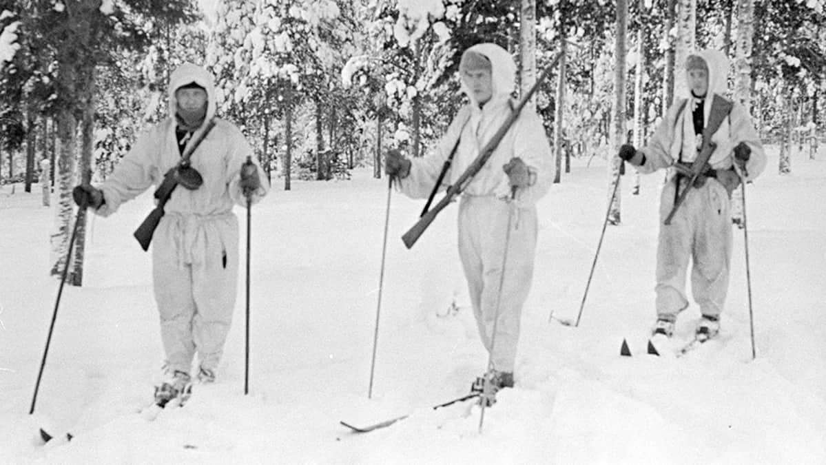 Hiihtopartio Märkäjärvellä vuonna 1940