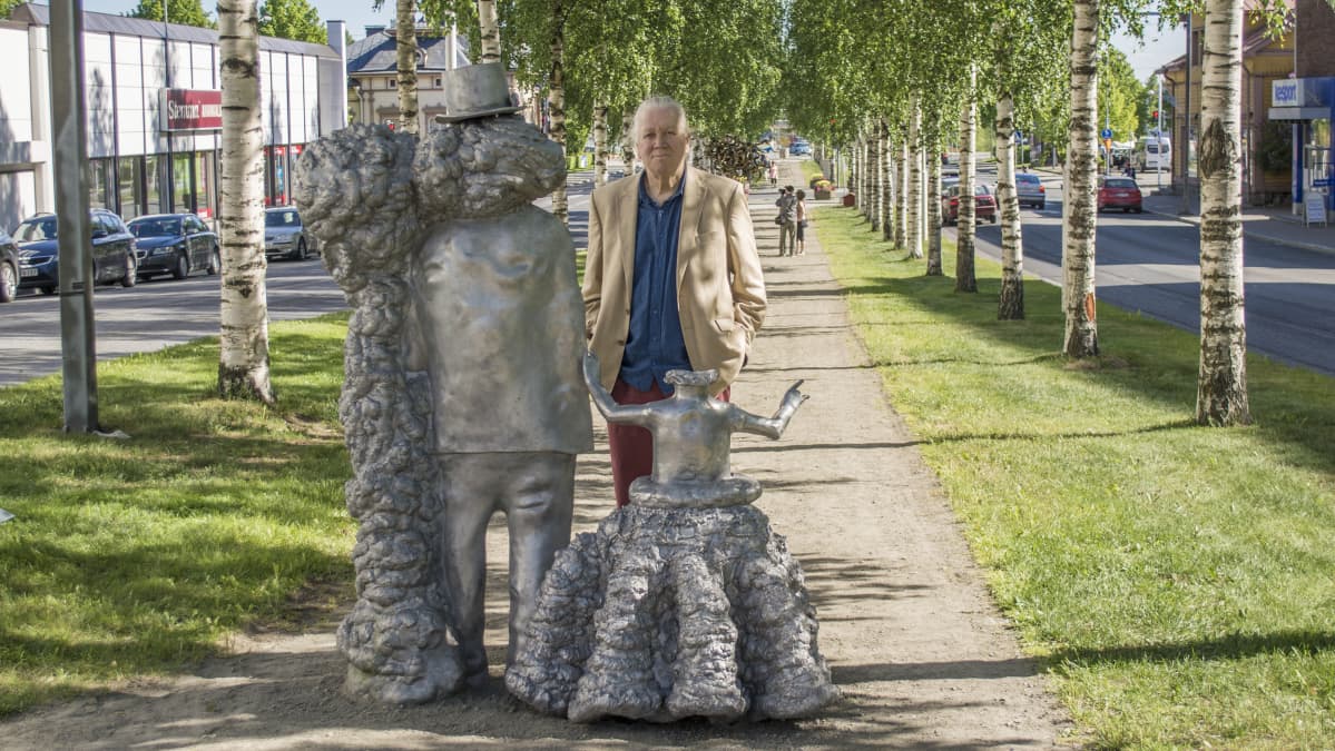 Kuvanveistäjä Pekka Kauhanen
