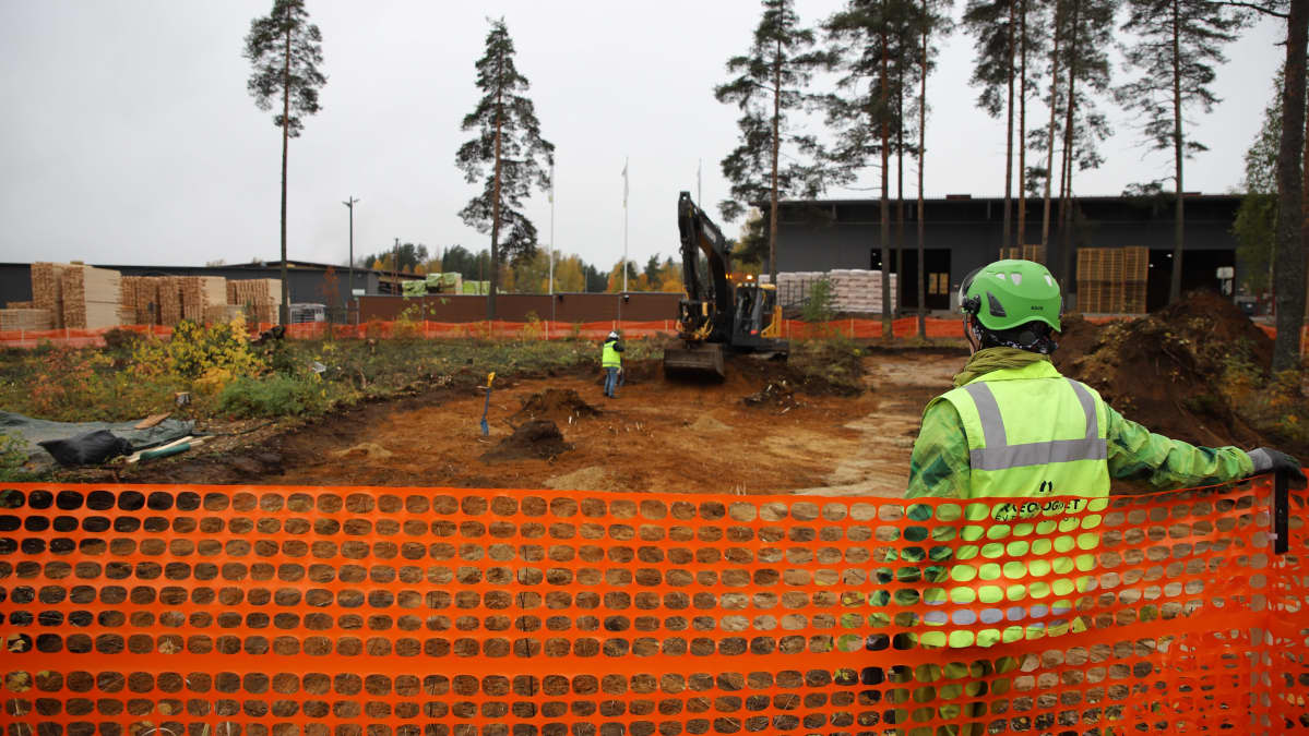 Museoviraston koetutkimukset vuoden 1918 joukkohautapaikalla Vierumäellä