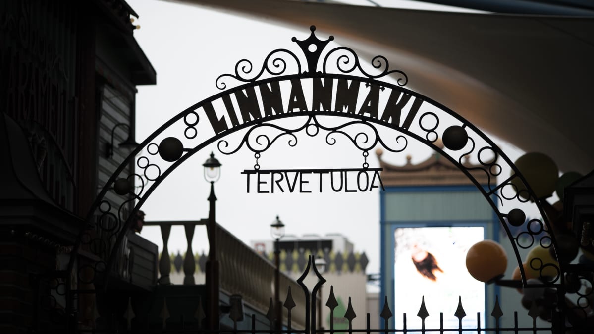 Linnanmäki-kyltti.