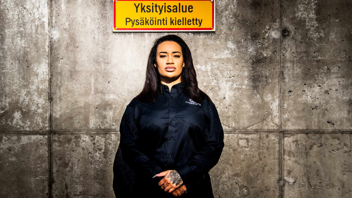 Endia Patterson.