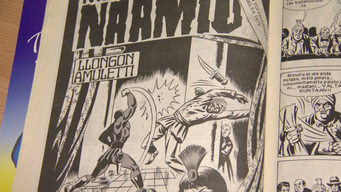 Mustanaamio-lehti