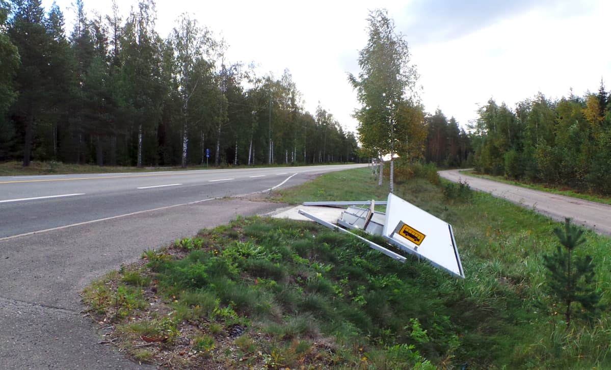 Myrsky teki tuhojaan Porissa 27.9.
