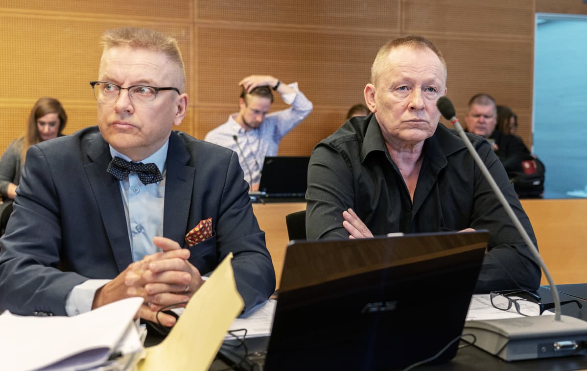 Asianajaja Markku Fredman ja Keijo Vilhunen.