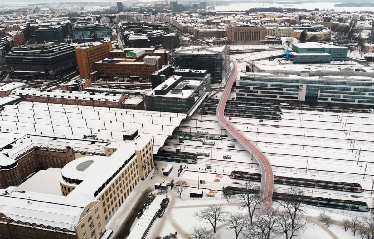 Havainnekuva ratapihan ylittävästä pyöräsillasta.