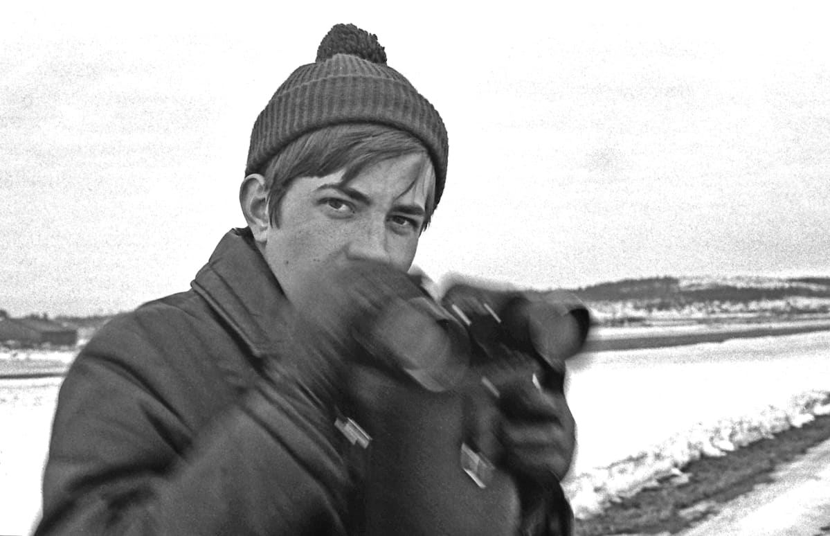 Heikki Parviainen Härmälän lentokentällä 1969