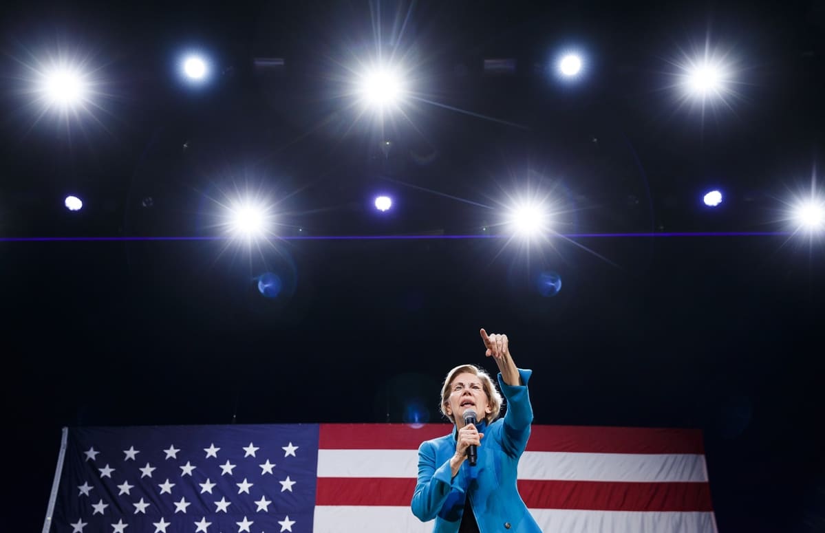 Senaattori Elizabeth Warren kampanjatilaisuudessa New Yorkissa tammikuussa 2020.