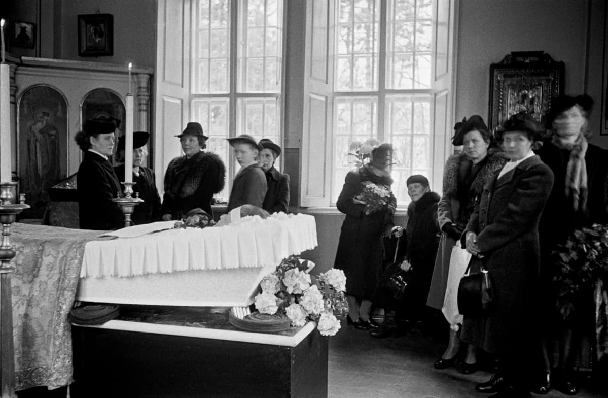 Siunaustilaisuus Pyhän Eliaan kappelissa vuonna vuonna 1946.