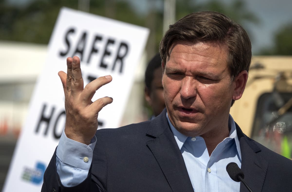 Floridan kuvernööri Ron DeSantis