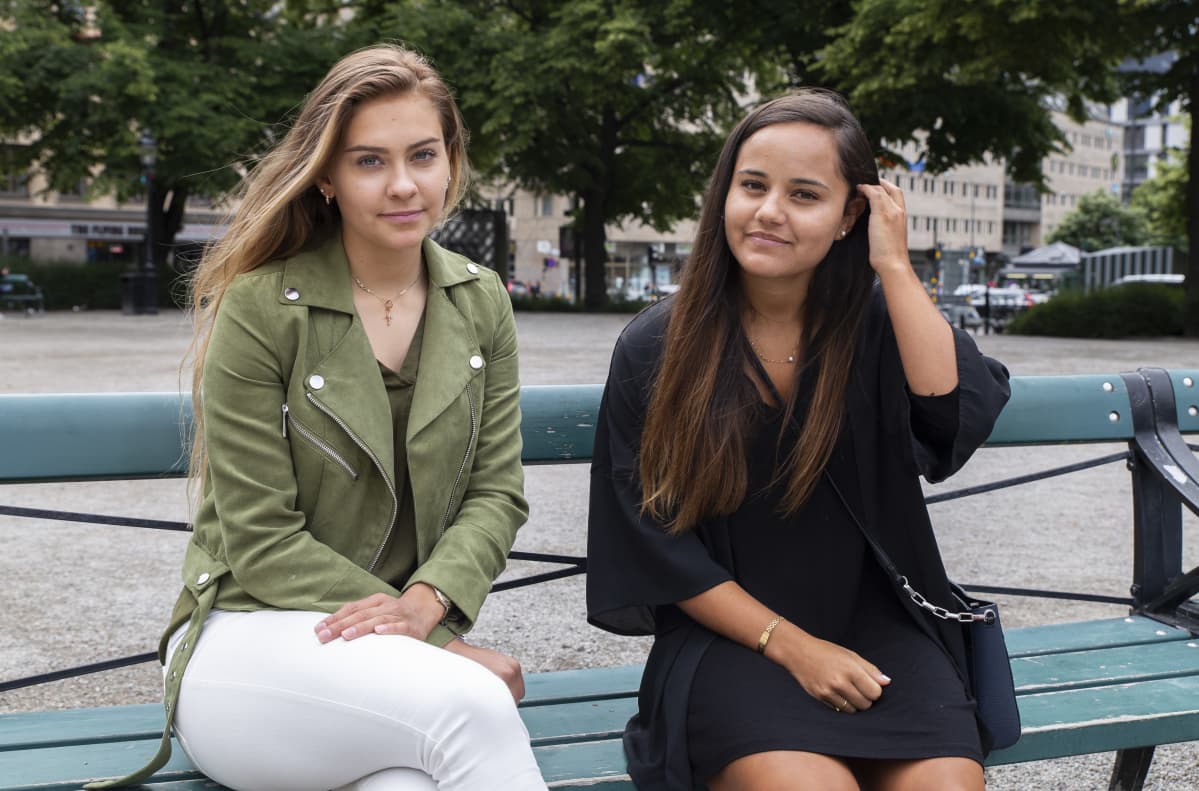 Tukholma, naisten Ruotsi-Hollanti jalkapallo-ottelu, Malin Diaz, Vilma Sjöholm