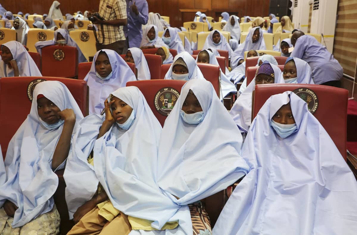 Nigerian pohjoisosassa sijaitsevassa Zamfaran osavaltiossa viime perjantaina siepatut koulutytöt pääsivät turvaan tiistaina.