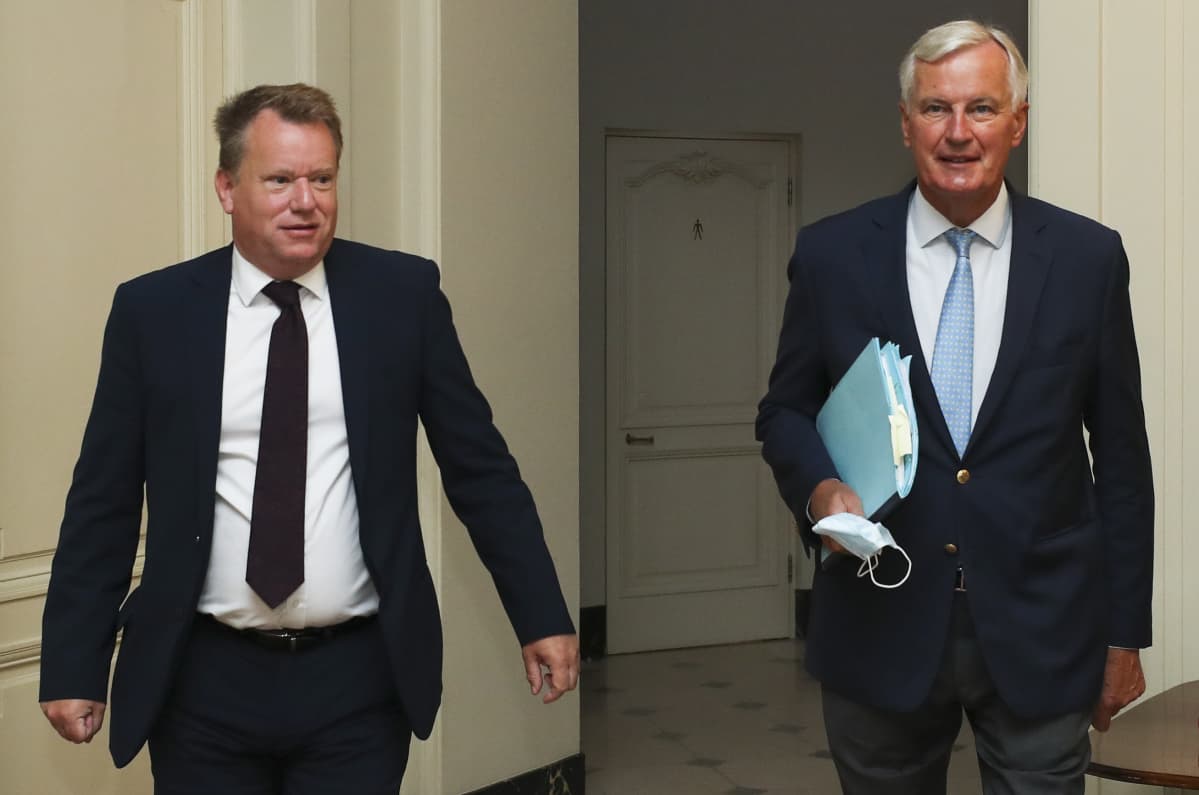 David Frost ja Michel Barnier