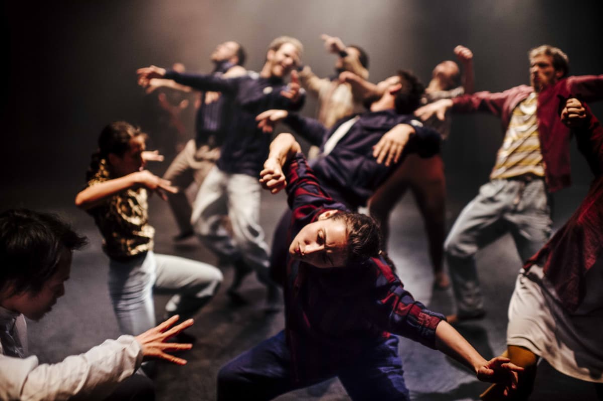 HofeshShechterCompany.GrandFinalechor.HofeshShechter.PhotoRahiRezvani_05 (1).jpg