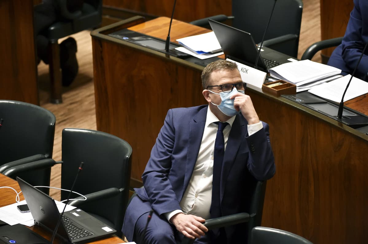 Petteri Orpo eduskunnan täysistunnossa.