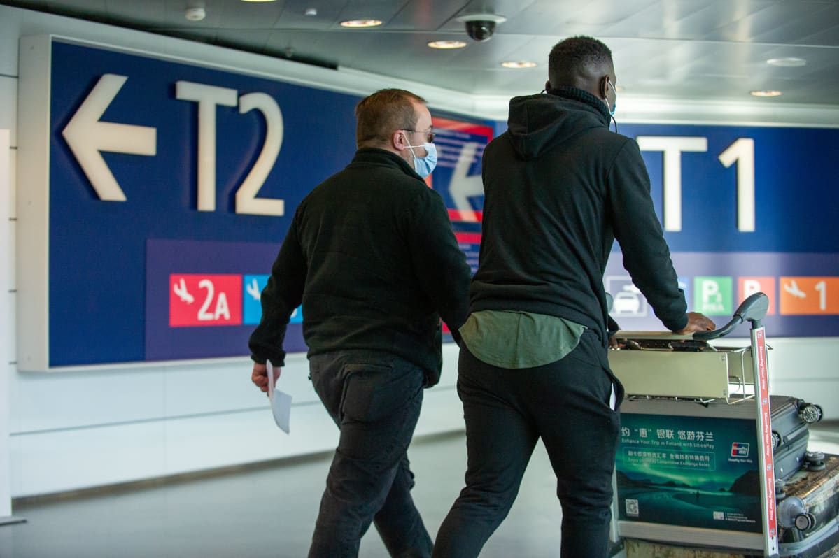 Helsinki-Vantaa lentoasema. 26.3.2021
