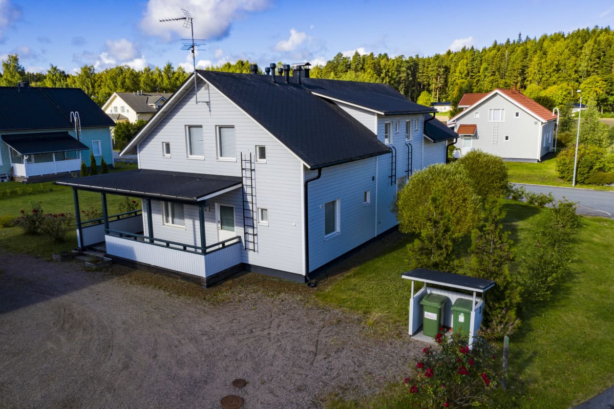 Kiistanalainen lastentalo Hämeelinnassa.