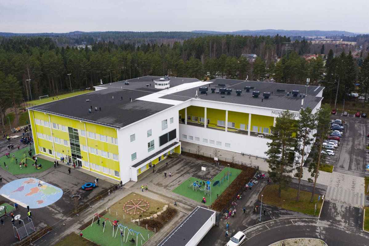 Nummen koulu Hämeenlinnassa.