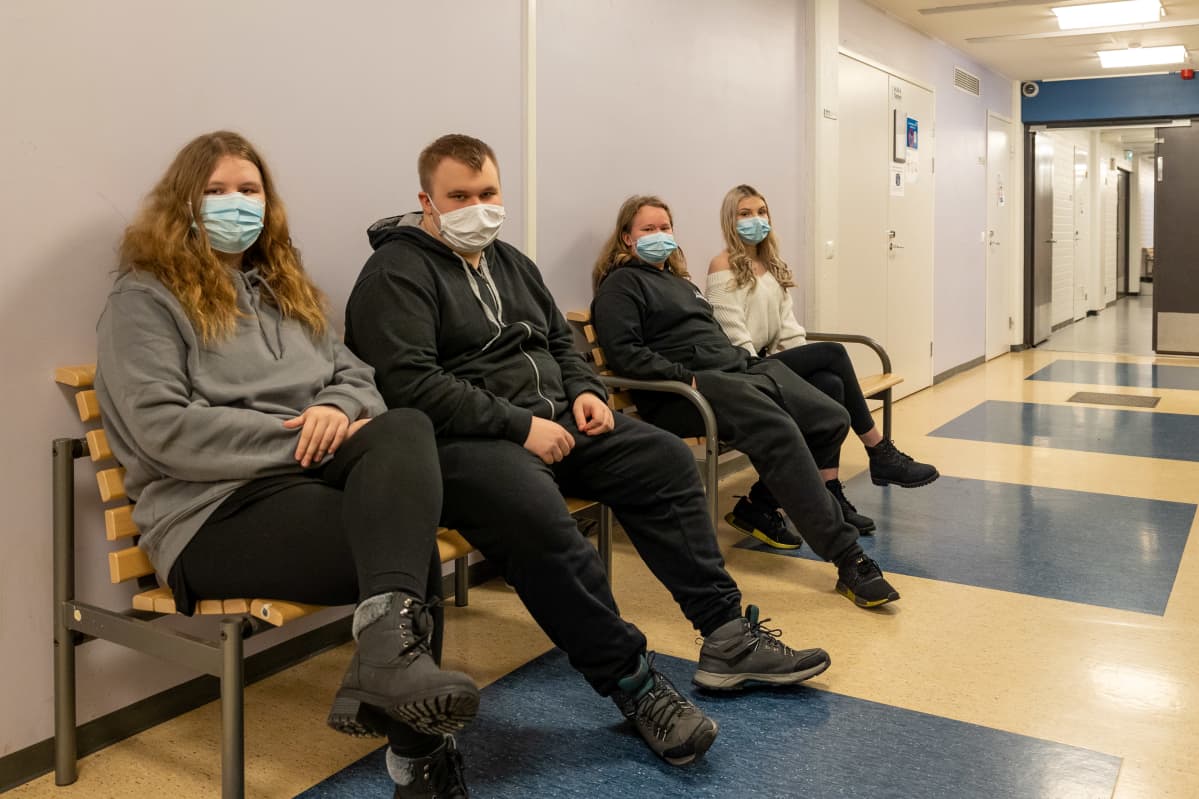 Nokian Kankaantaan Tredun Valma-luokan oppilaat Nette Haverinen, Joona Juva, Jake Viitanen ja Vilma Lehtinen