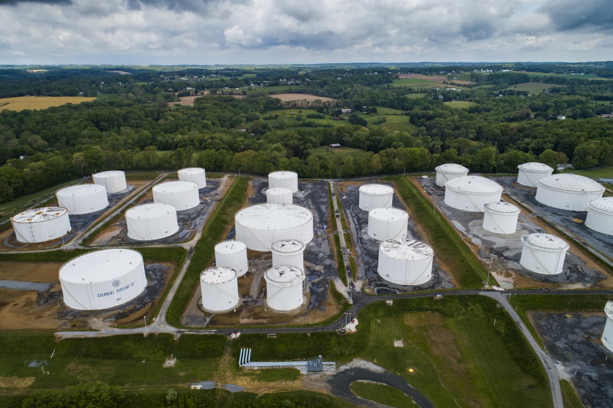Colonial Pipelinen polttoainesäiliöitä.