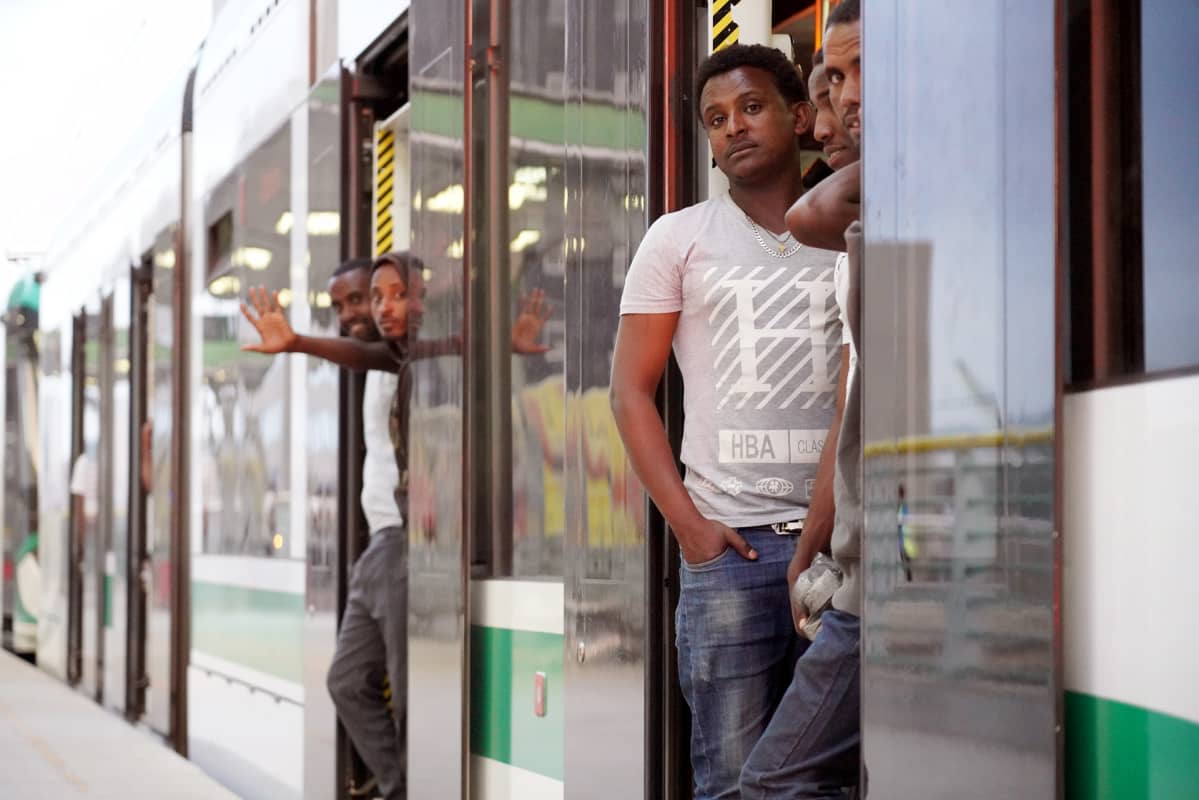 Addis Abeban kaupunkirata on pituudeltaan Helsingin metron luokkaa.