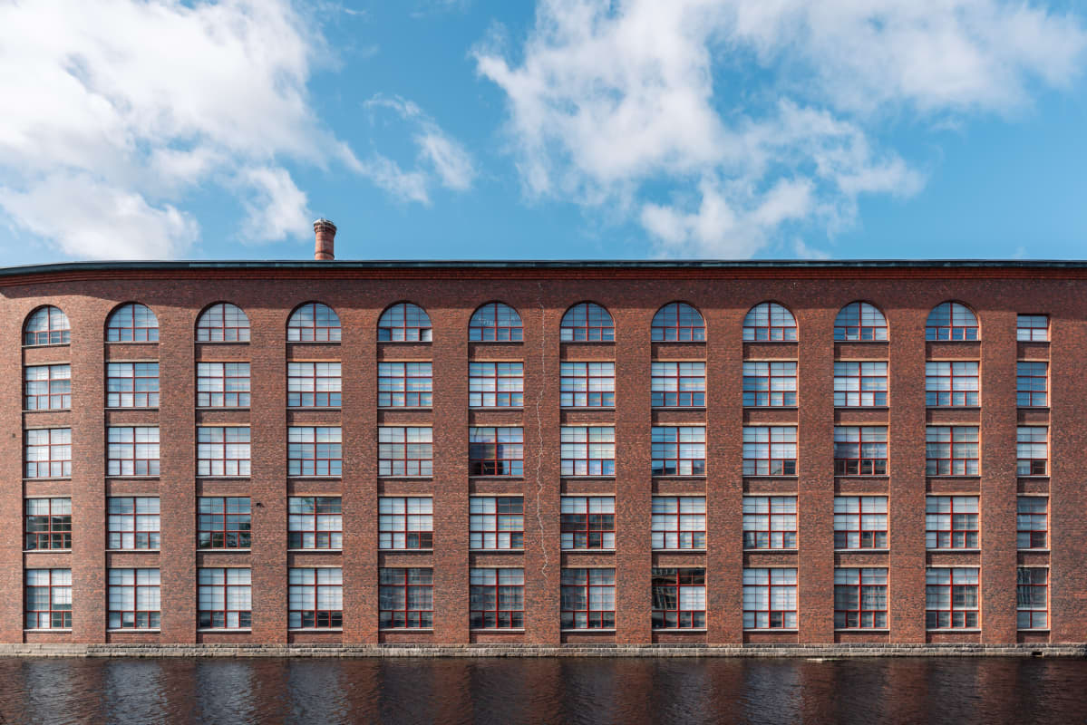 Tampereen arkkitehtuuri- ja designviikon kävelykierros.