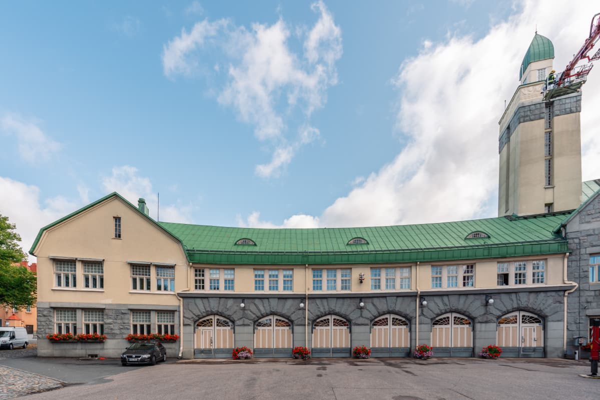 Tampereen arkkitehtuuri- ja designviikon kävelykierros.