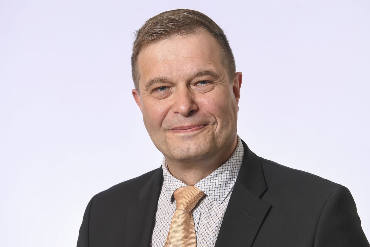Kansanedustaja Kari Tolvanen, Kansallinen Kokoomus.