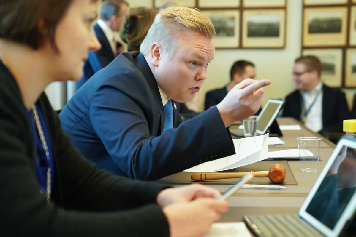 Antti Kurvinen eduskunnassa 5.3.2020