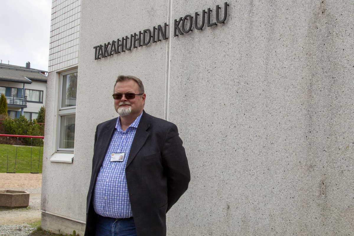 Takahuhdin koulun rehtori Sami Nykänen