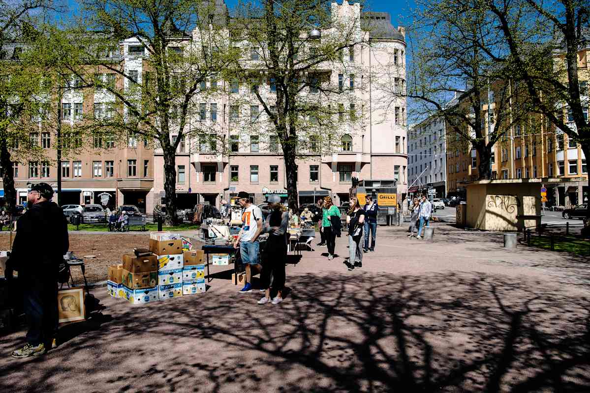 Kuvassa on kesäinen Karhupuisto Siivouspäivänä 2020.