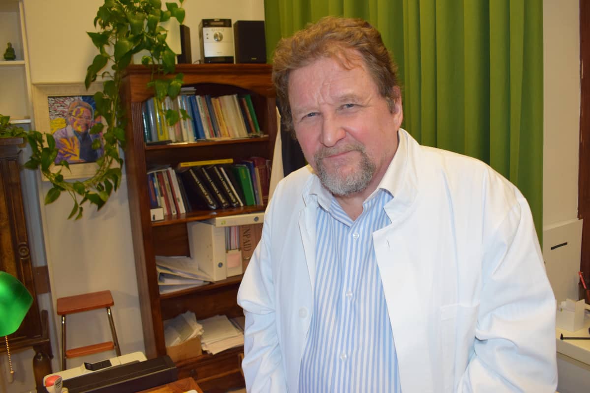 Psykiaitrian erikoislääkäri Jukka Penttinen