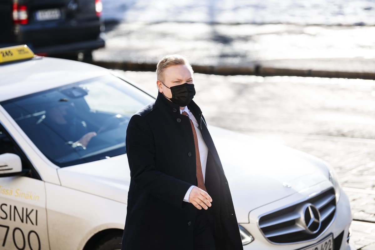 Antti Kurvinen saapui Säätytalolle 23. maaliskuuta.