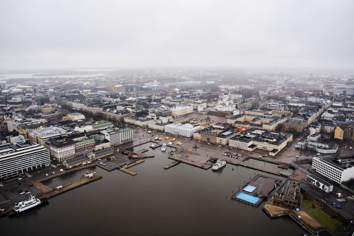 Ilmakuvassa on Helsingin Kauppatori toukokuussa 2021.