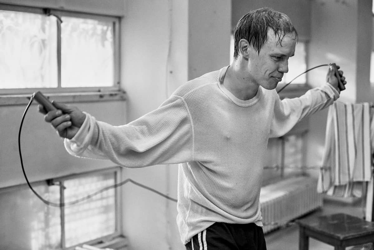 Elokuvasta Hymyilevä mies