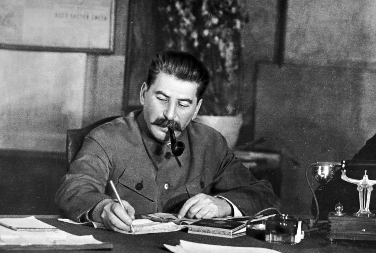 Josif Stalin