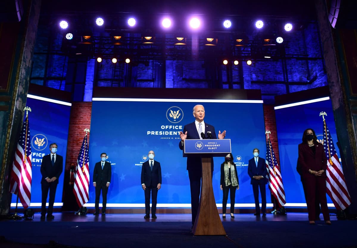 Joe Biden esitteli ministeriehdokkaitaan.