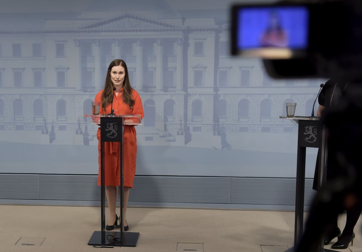Pääministeri Sanna Marin hallituksen koronatilannetta koskevassa tiedotustilaisuudessa 22. huhtikuuta