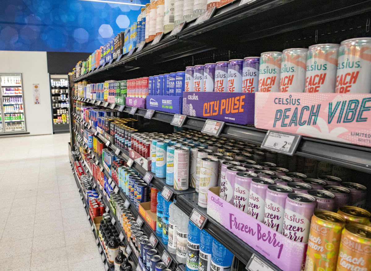 BCAA- ja energiajuomia Lappeenranna Citymarketin hyllyssä.