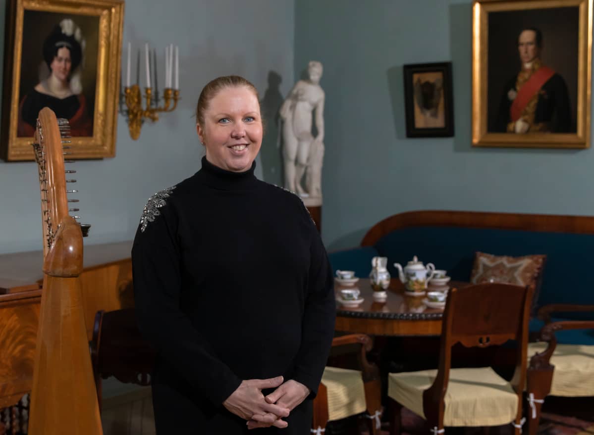 Louhisaaren vastaava opas Camilla Adolfsson.
