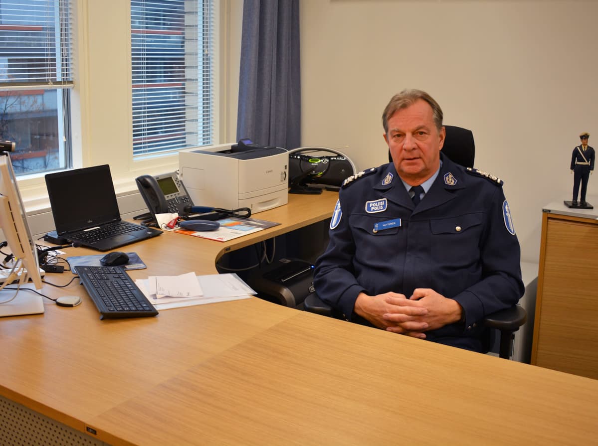 Eläkkeelle jäänyt poliisipäällikkö Tapio Huttunen, Lounais-Suomen poliisilaitos.