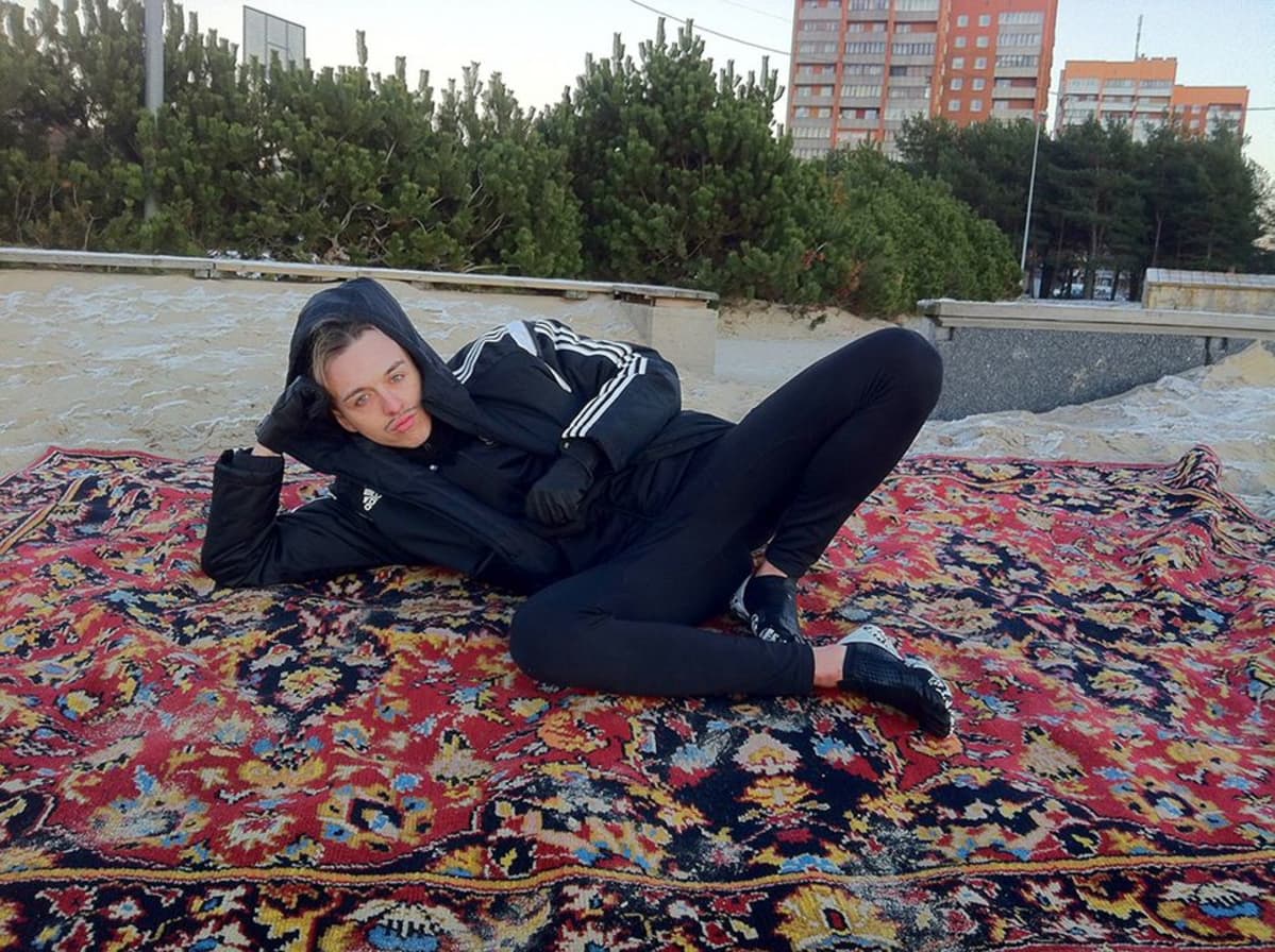 Tommy Cash.