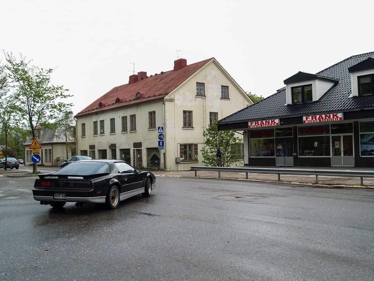 Karkkilan katukuvaa.