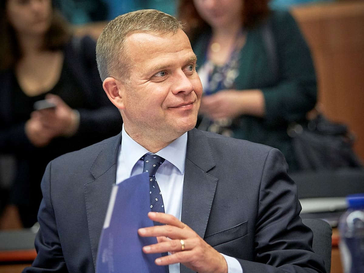Valtiovarainministeri Petteri Orpo (kok.) euroryhmän kokouksessa heinäkuussa.