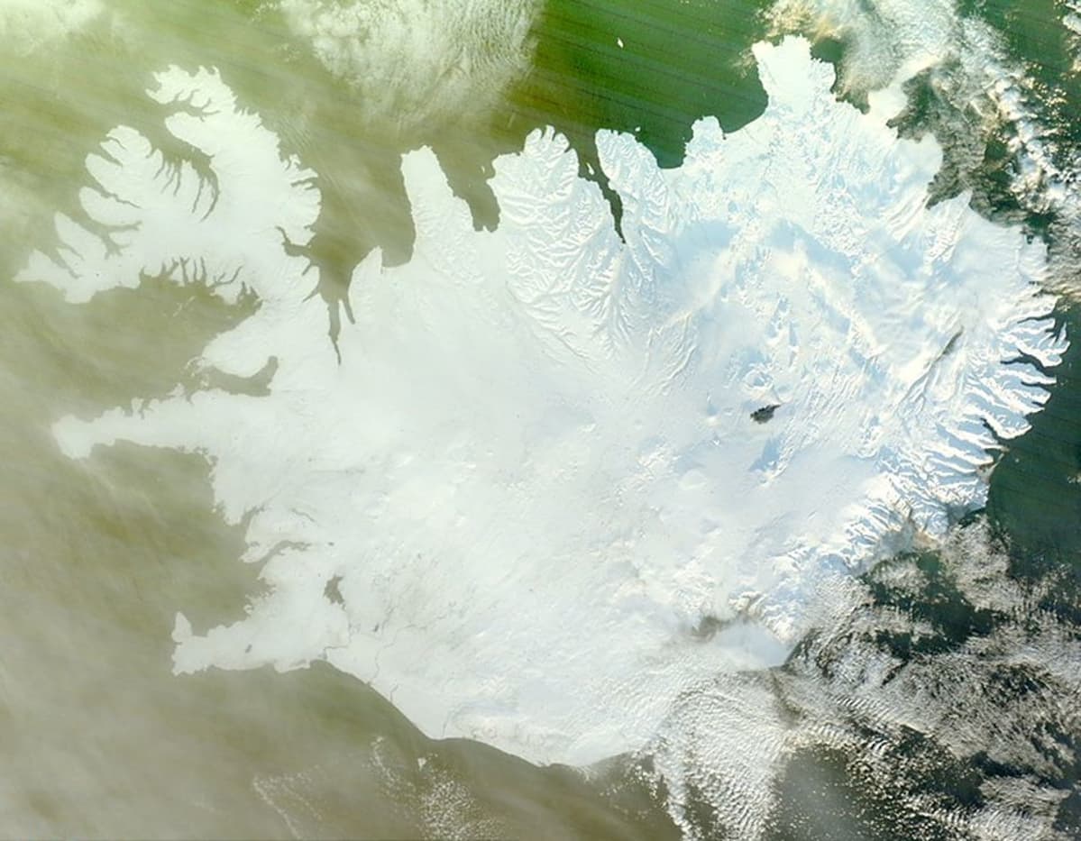 Nasan 18. tammikuuta otetussa satelliittikuvassa Bardarbungan purkauksen synnyttämä laavakenttä näkyy selvästi.